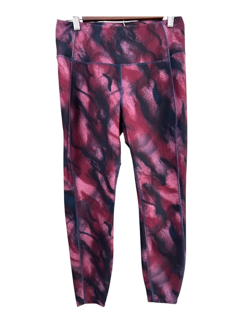 L.L. Bean Women’s Pink and Navy Marble-Print Leggings Size Medium Reg